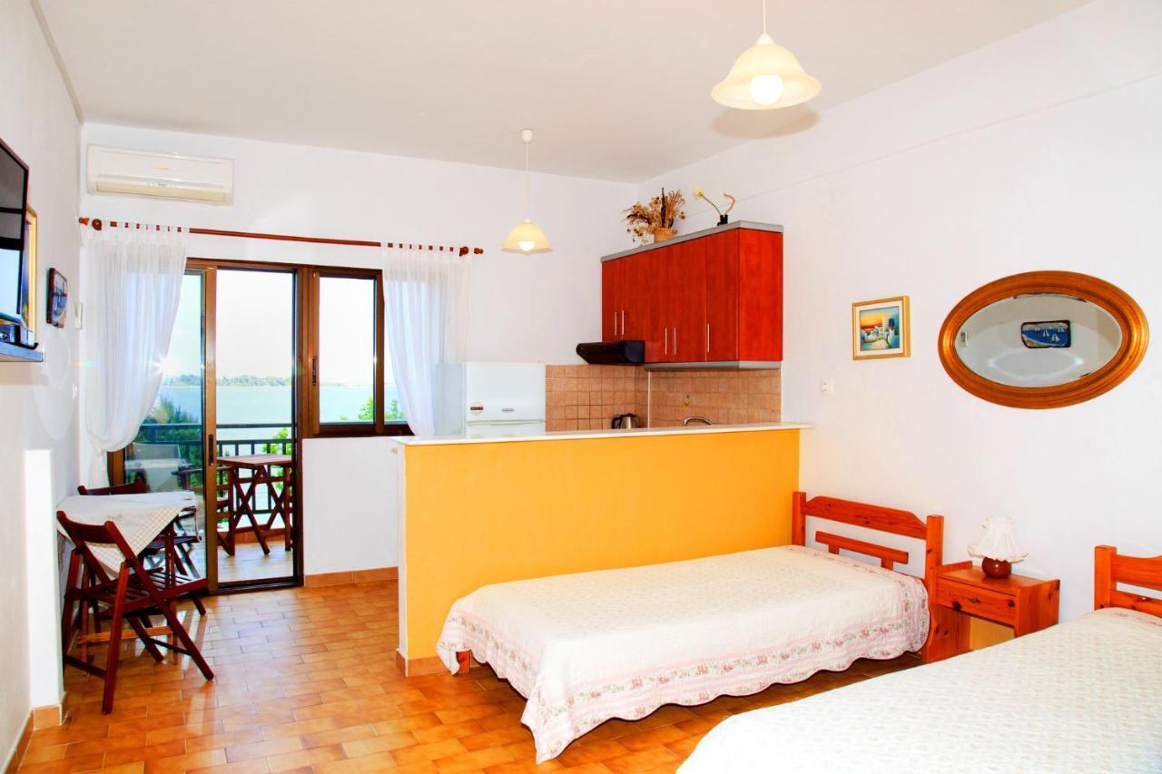 Aparthotel Emi House Vourvourou Zewnętrze zdjęcie
