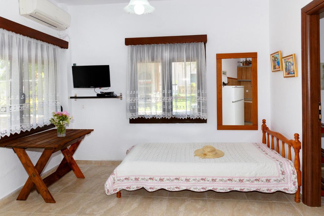 Aparthotel Emi House Vourvourou Zewnętrze zdjęcie